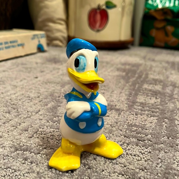 Vintage 1960’s Donald Duck Figurine. - Picture 1 of 5